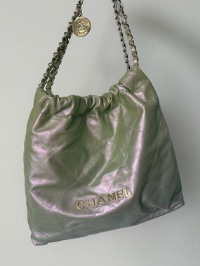 CHANEL hobo iridescent Quilted Leather Shoulder Bag with Gold Chain